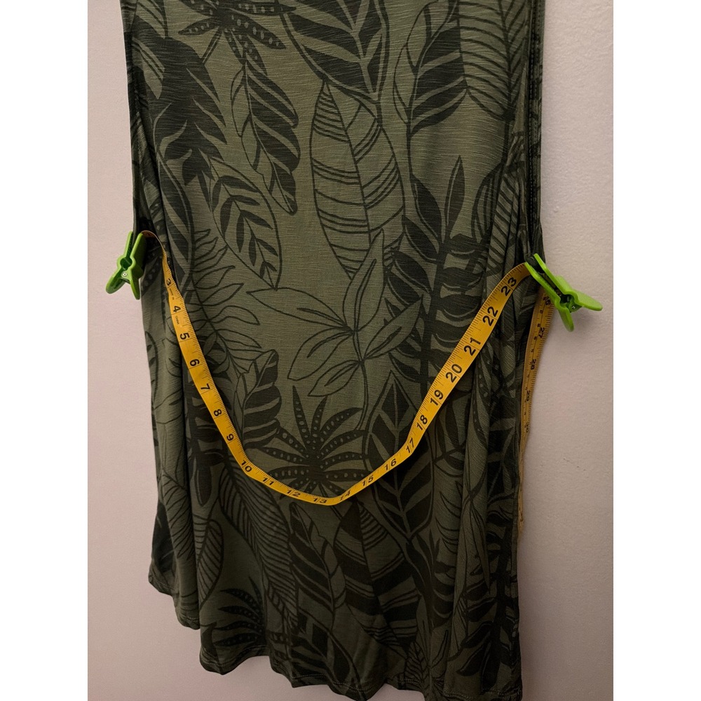 Old Navy Olive Green Leaf Print Tank Top - Picture 8 of 8